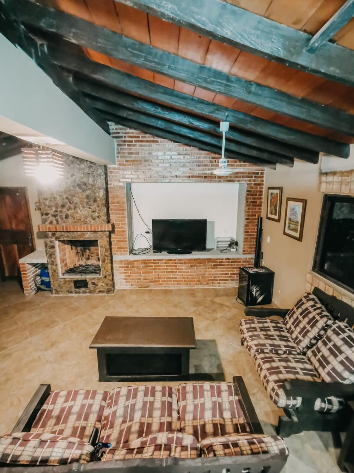 Posada San Miguel Paraguari Eksteriør billede
