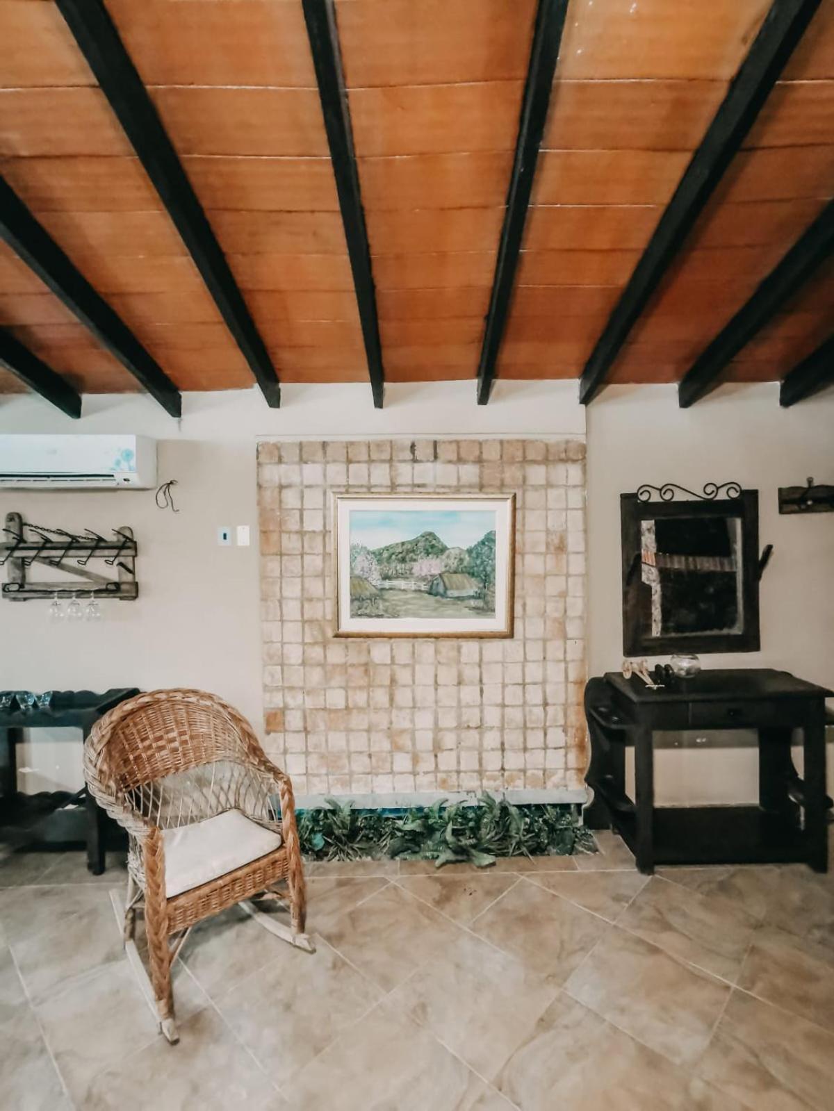 Posada San Miguel Paraguari Eksteriør billede